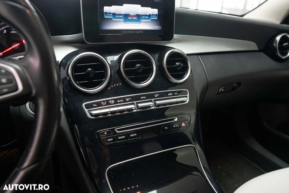 Mercedes-Benz C 180 9G-TRONIC Avantgarde - 15