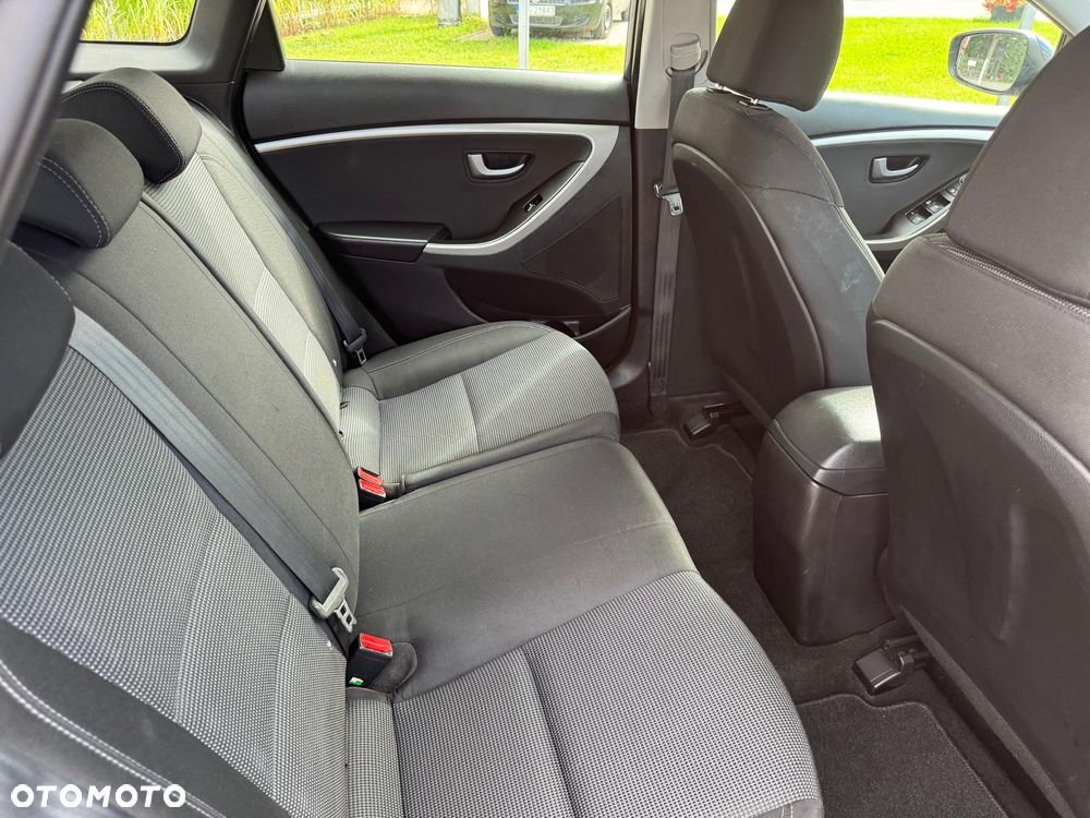 Hyundai i30 - 30