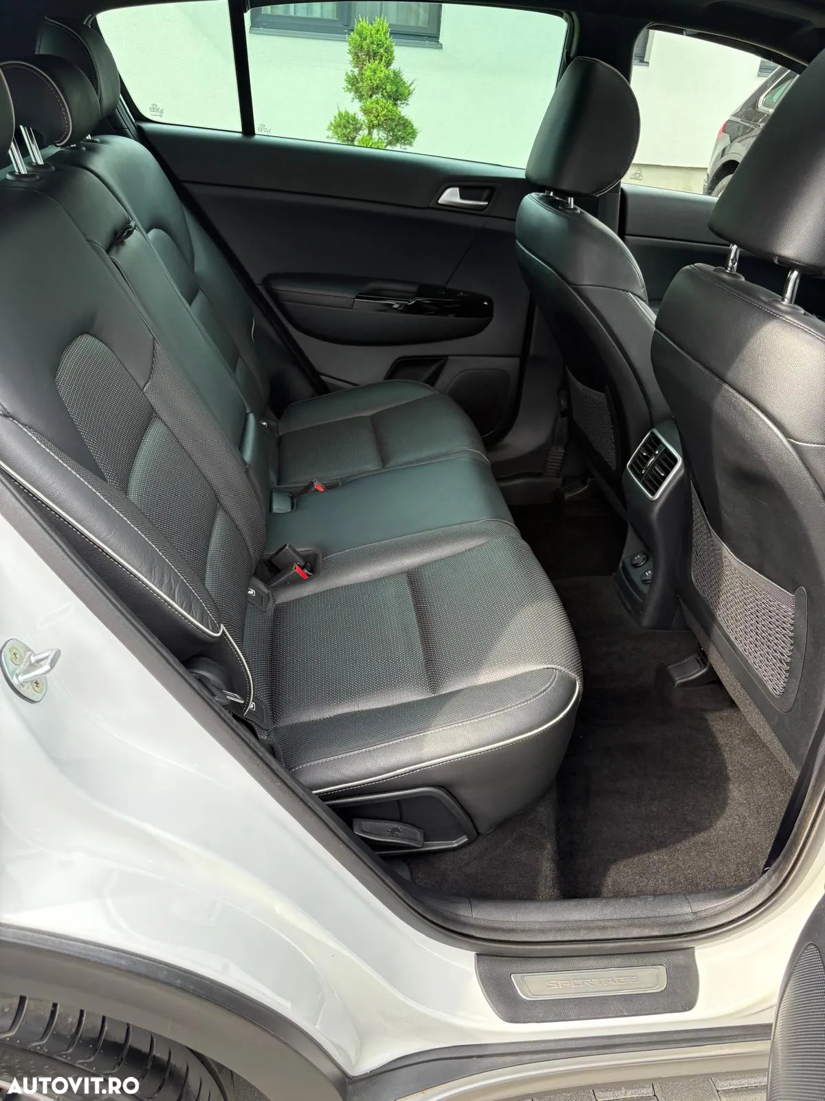 Kia Sportage 2,0 CRDI AWD Aut. GT Line - 30