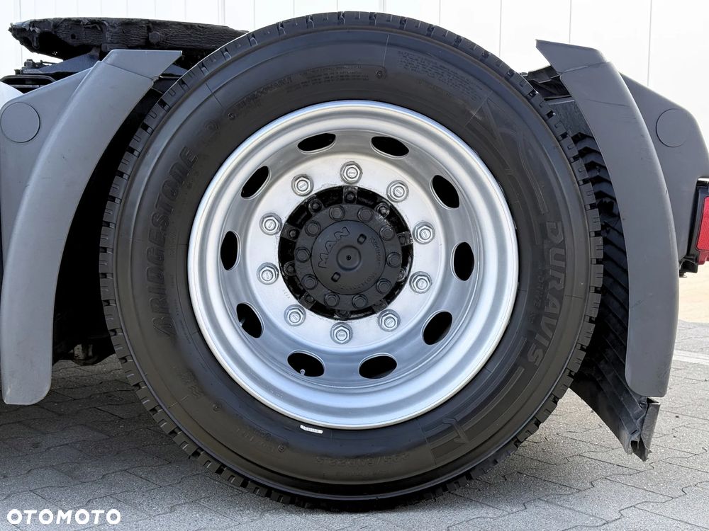 MAN TGX 18.460 / MEGA / LOW DECK / SALON PL - 16