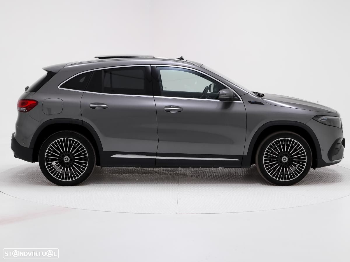 Mercedes-Benz EQA 250 AMG Line - 2