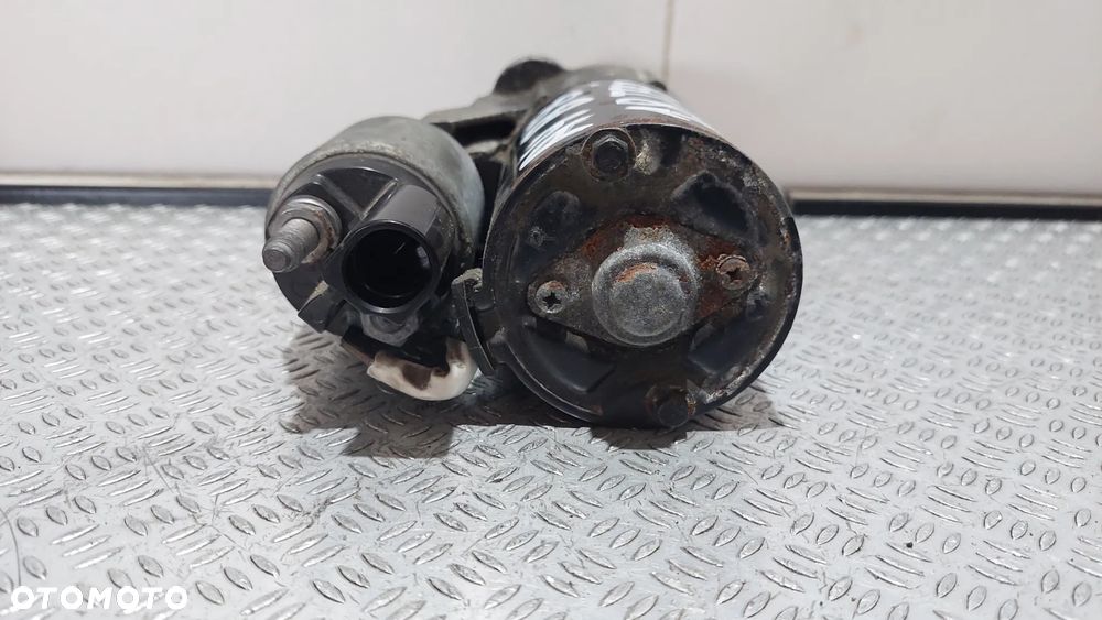 ROZRUSZNIK AUDI A4 B8 1,8 TFSI R2009 NR 06H911021A - 2