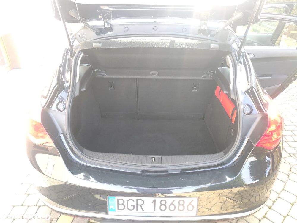 Opel Astra - 11