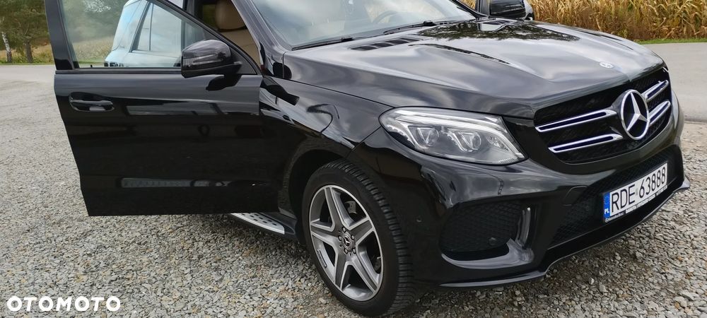 Mercedes-Benz GLE 350 d 4-Matic - 23