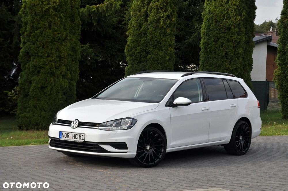 Volkswagen Golf Variant - 10
