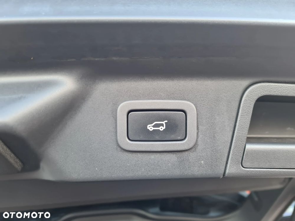 Land Rover Range Rover Velar 2.0 Si4 GPF R-Dynamic - 33