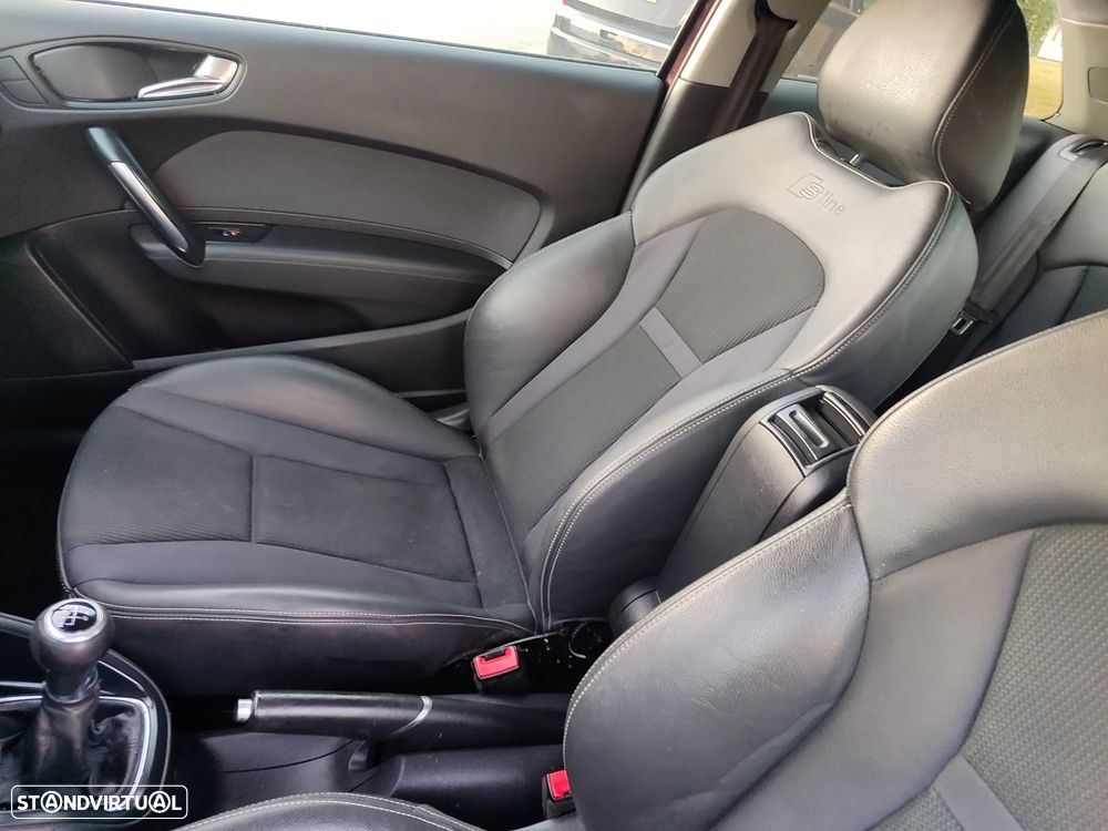 Audi A1 1.6 TDI S-line - 16