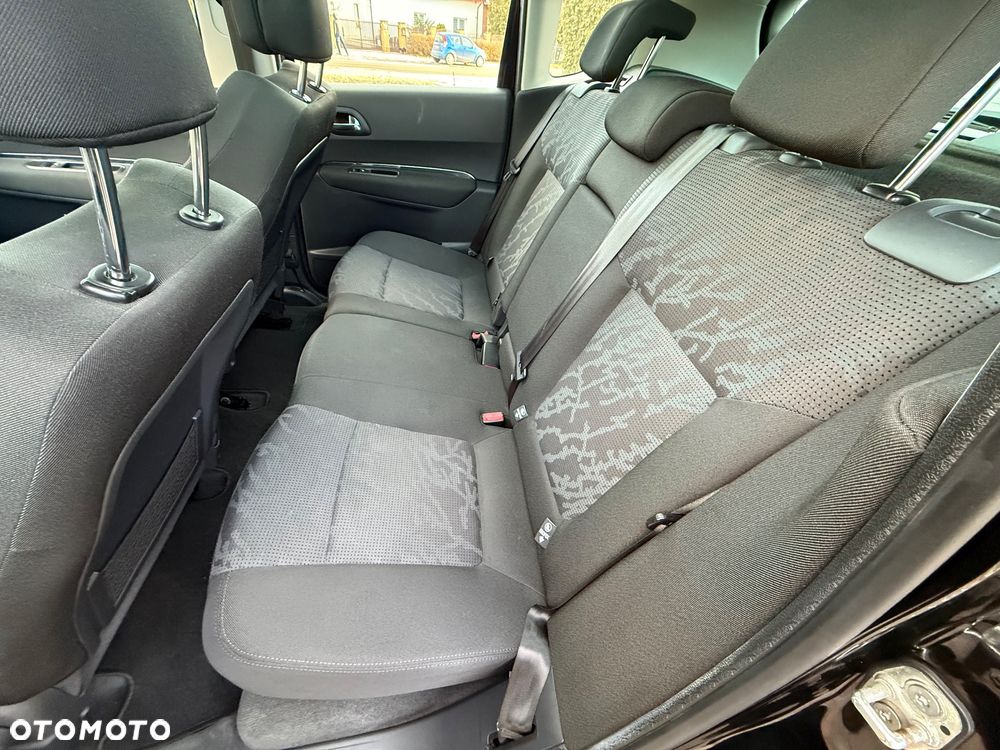 Peugeot 3008 1.6 Active - 21