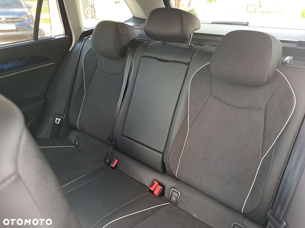 Volkswagen Passat - 16