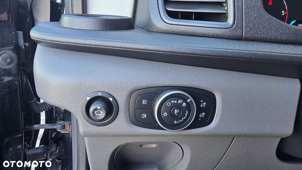 Ford Transit - 36