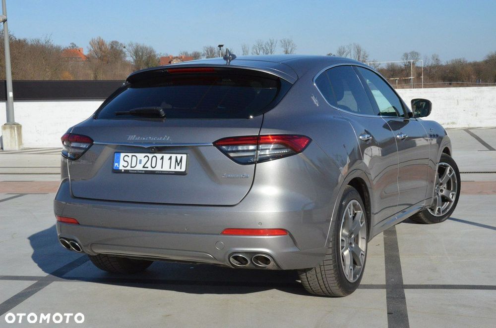 Maserati Levante MHEV Executive - 16