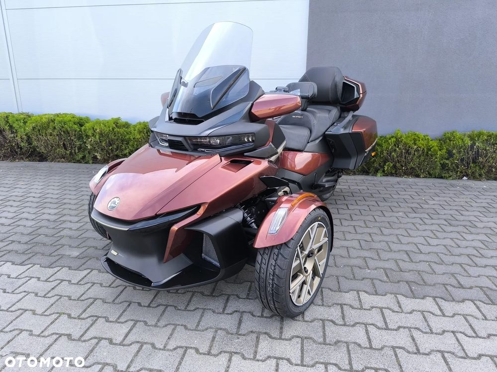Can-Am Spyder - 5
