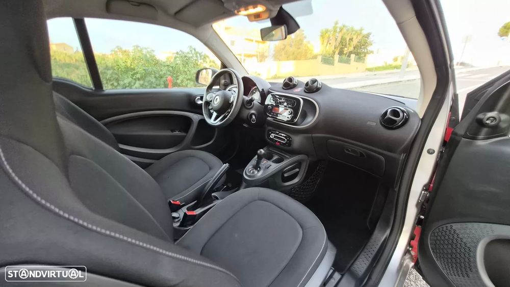Smart ForTwo Coupé 1.0 Passion 71 Aut. - 4