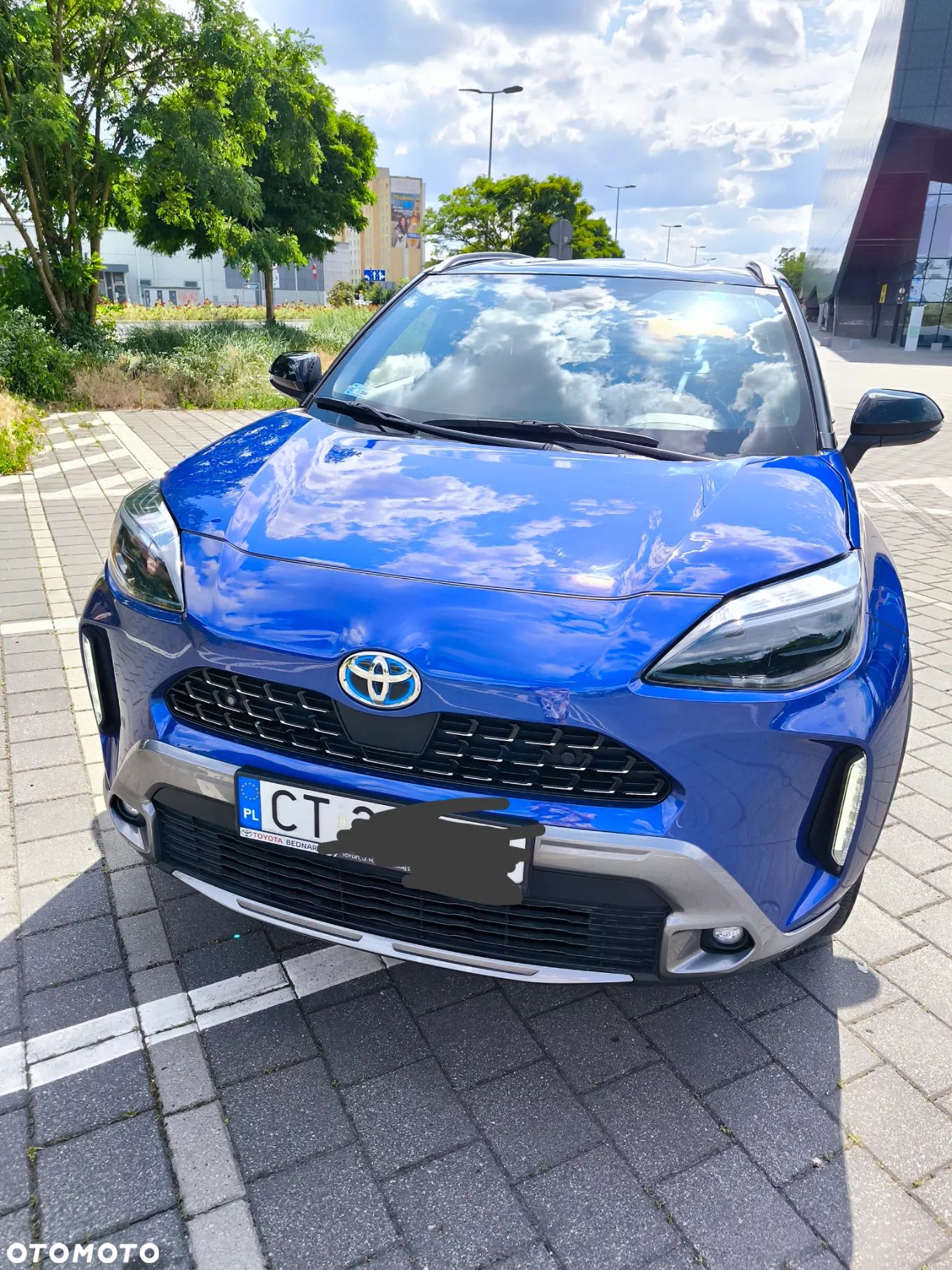 Toyota Yaris Cross Hybrid 1.5 Adventure - 1