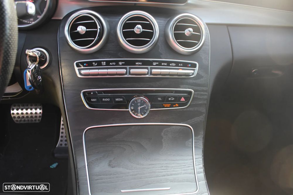 Mercedes-Benz C 220 d 9G-TRONIC AMG Line - 22