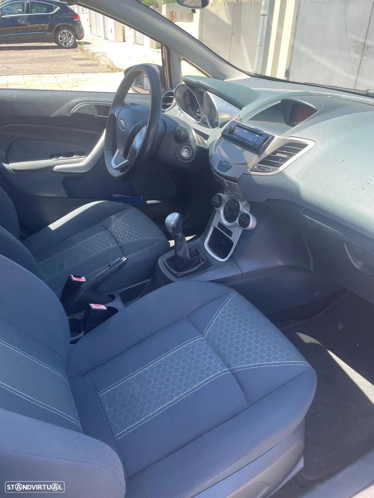 Ford Fiesta 1.25 Titanium - 8