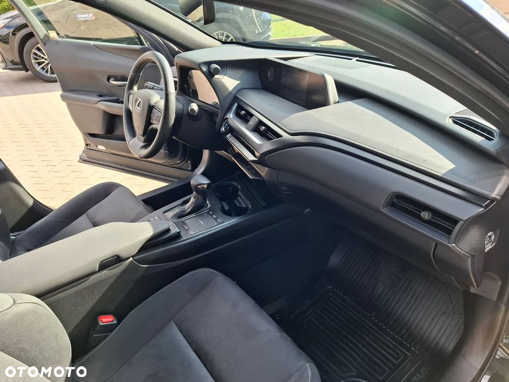 Lexus UX 250h GPF Business Edition 2WD - 19