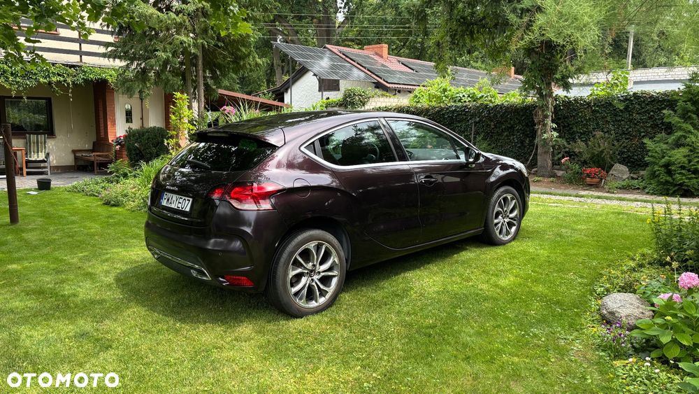 Citroën DS4 1.6 HDi SoChic - 12