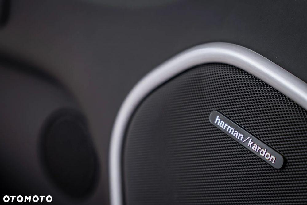 Jeep Grand Cherokee - 26