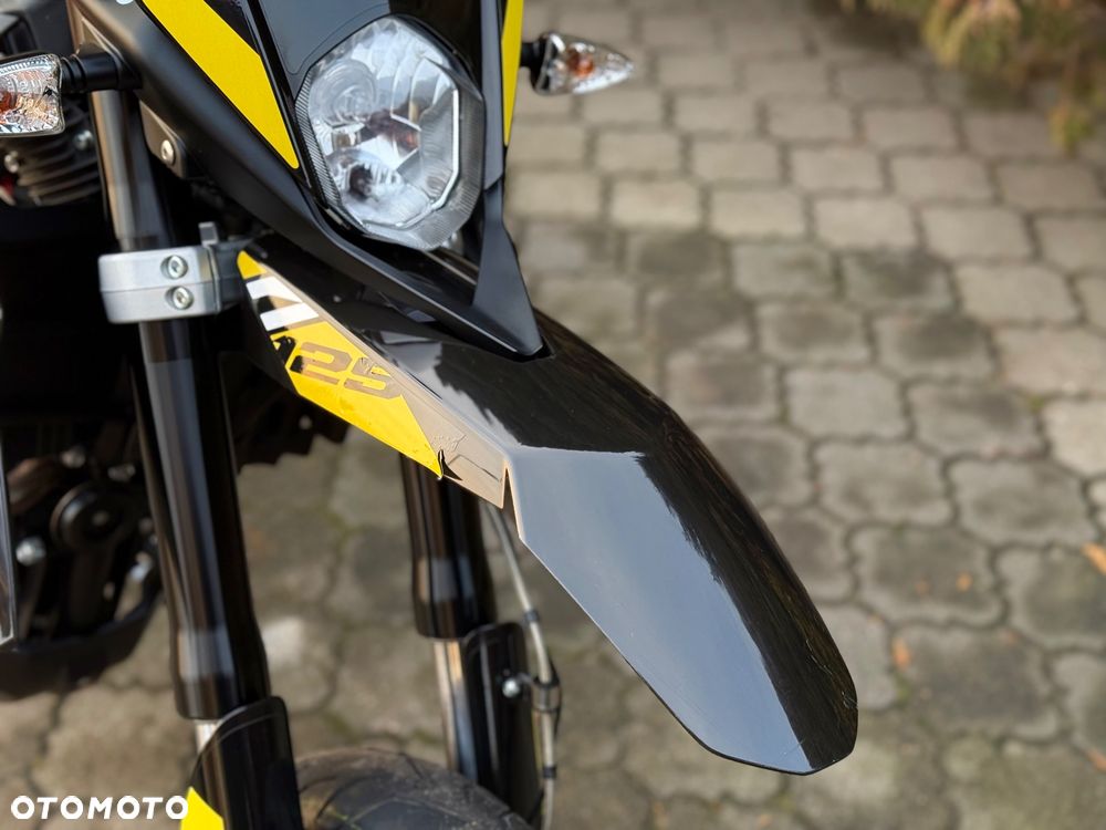 Aprilia SX - 10