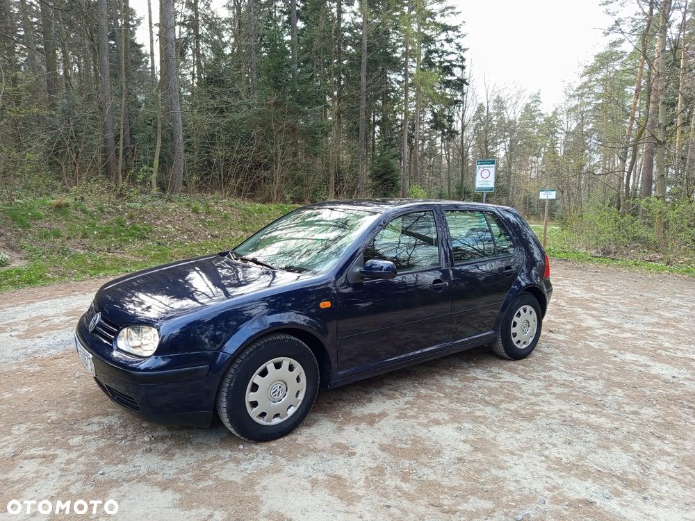 Volkswagen Golf 1.6 - 5