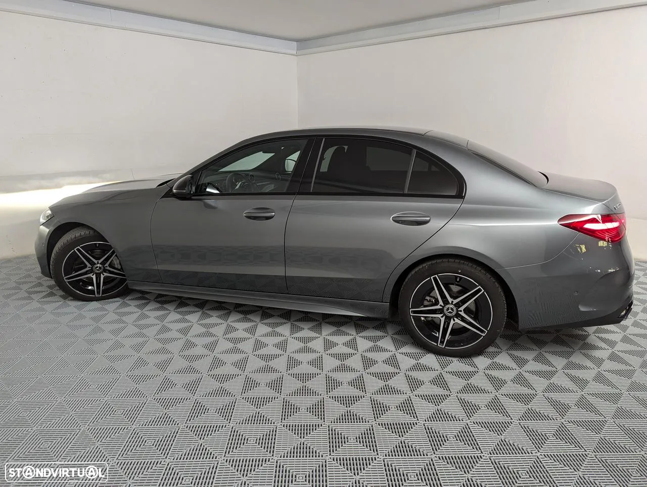 Mercedes-Benz C 300 d AMG Line - 10