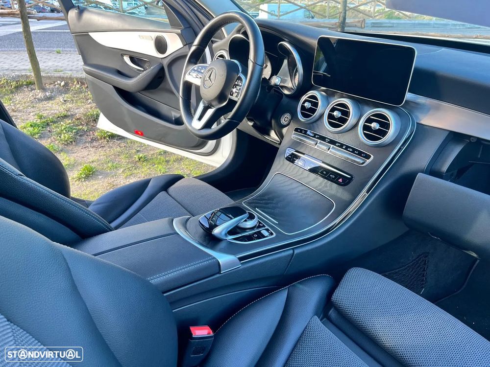 Mercedes-Benz C 300 e Avantgarde - 13