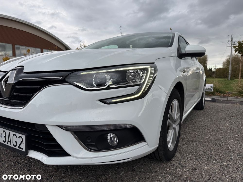 Renault Megane ver-blue-dci-115-edc-intens - 6