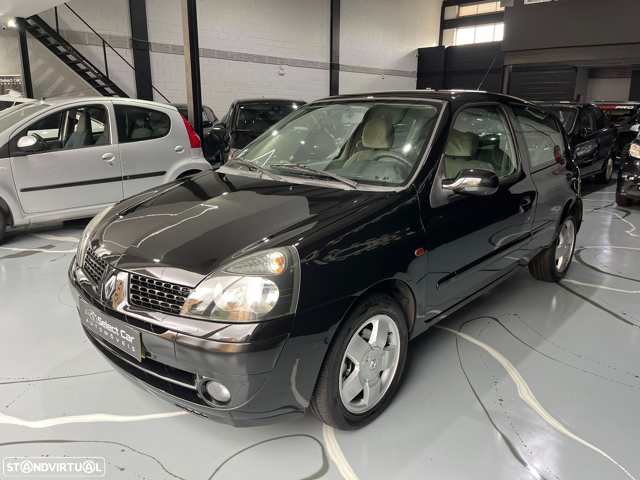 Renault Clio 1.2 16V Expression - 2