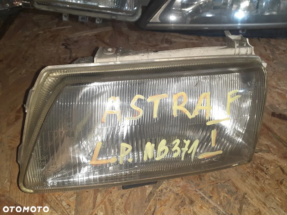 Reflektor LEWY LEWA LAMPA PRZÓD OPEL ASTRA F - 1