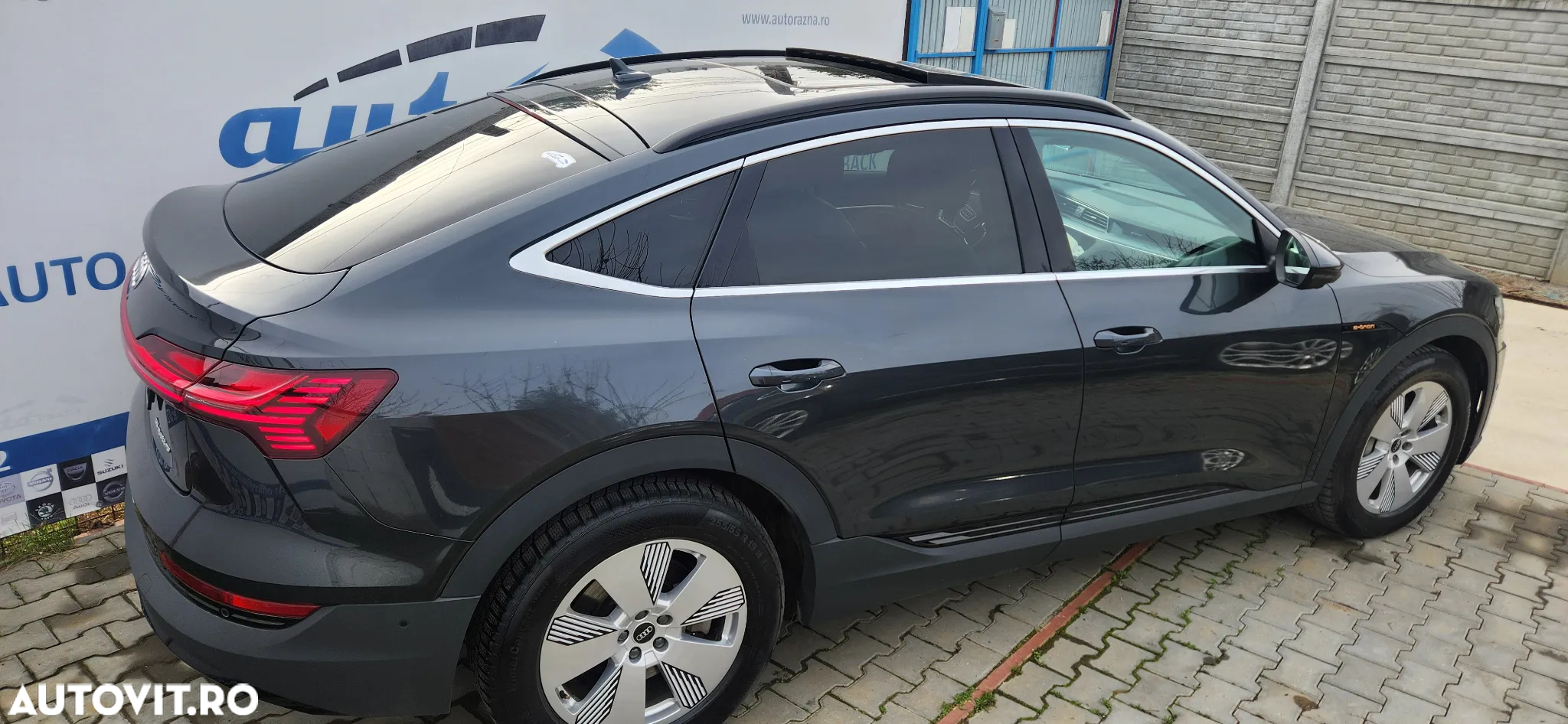 Audi e-tron quattro S - 22