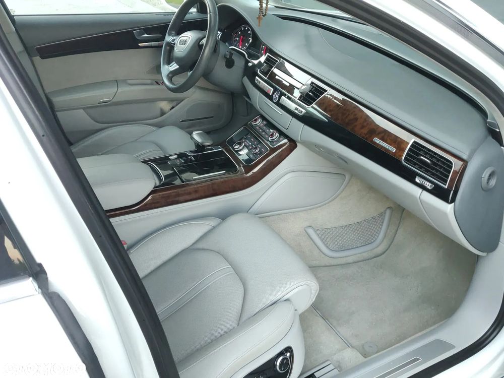 Audi A8 3.0 TFSI L Quattro - 26
