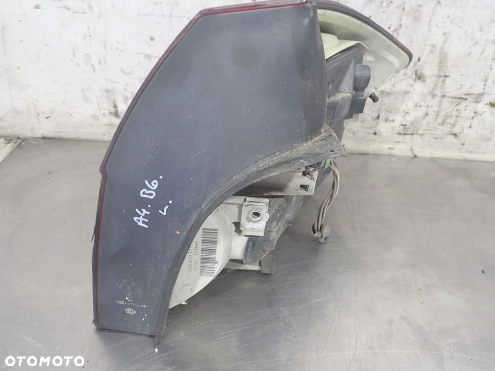 LAMPA LEWA TYLNA AUDI A4 B6 2.5 TDI QUATTRO - 3