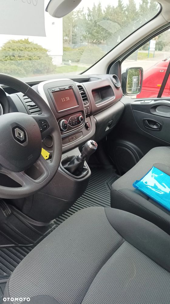 Renault Trafic - 11