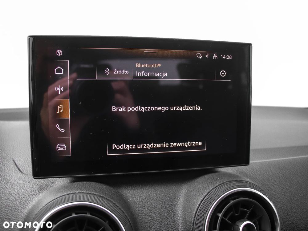 Audi Q2 30 TFSI - 15