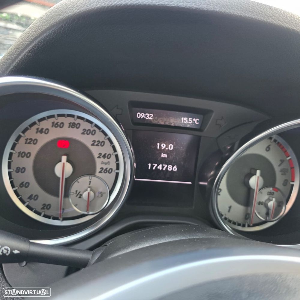 Mercedes-Benz SLK 200 BE - 25