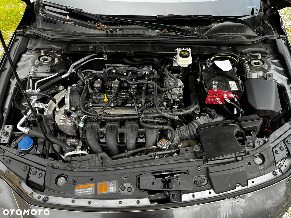 Mazda 3 e-SKYACTIV-G 2.0 M HYBRID 150 - 19