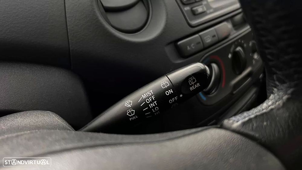 Toyota Yaris 1.0 Sol AC - 21