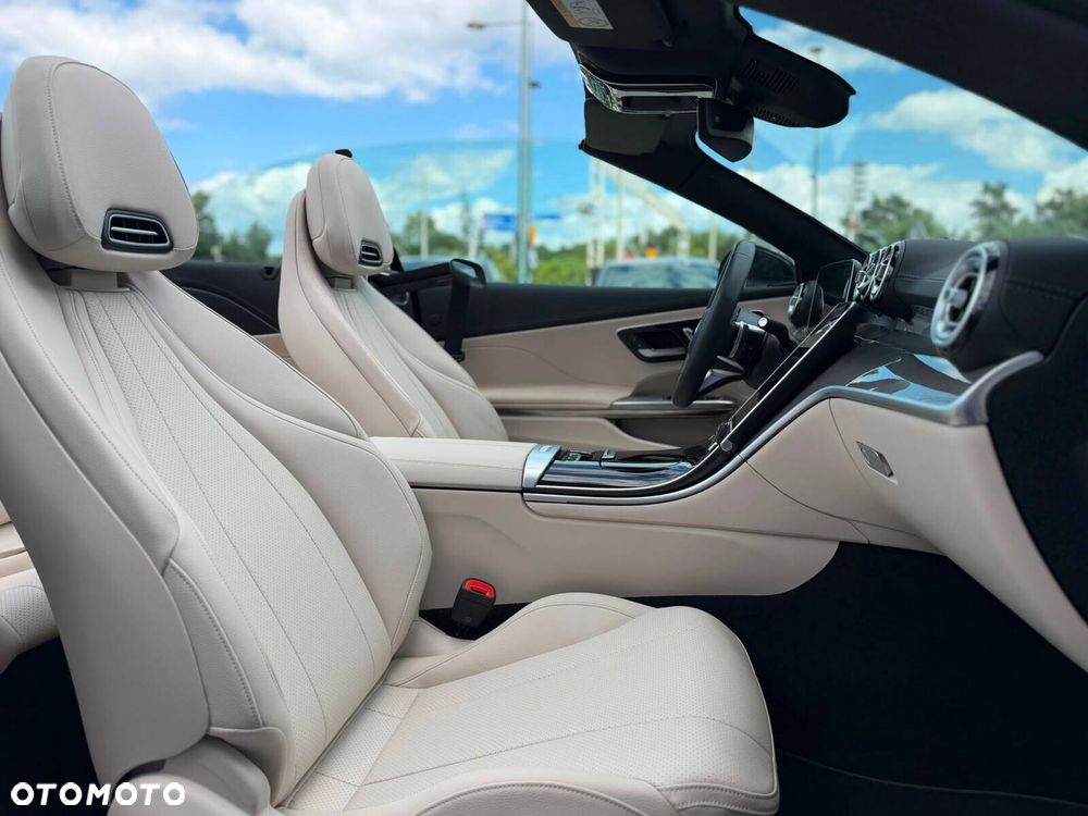Mercedes-Benz CLE 200 9G-TRONIC Edition AMG Line - 22