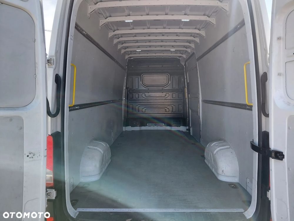 Volkswagen CRAFTER L3H2 -- 2.0 TDI-140KM - 10