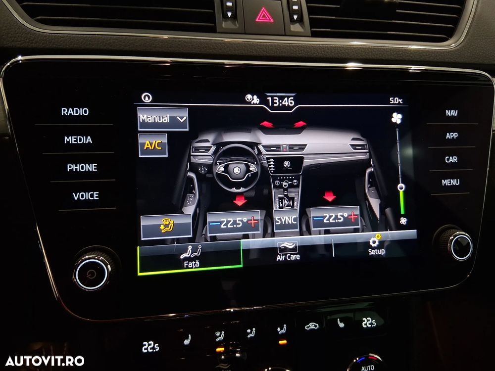 Skoda Superb 2.0 TDI DSG Ambition - 29