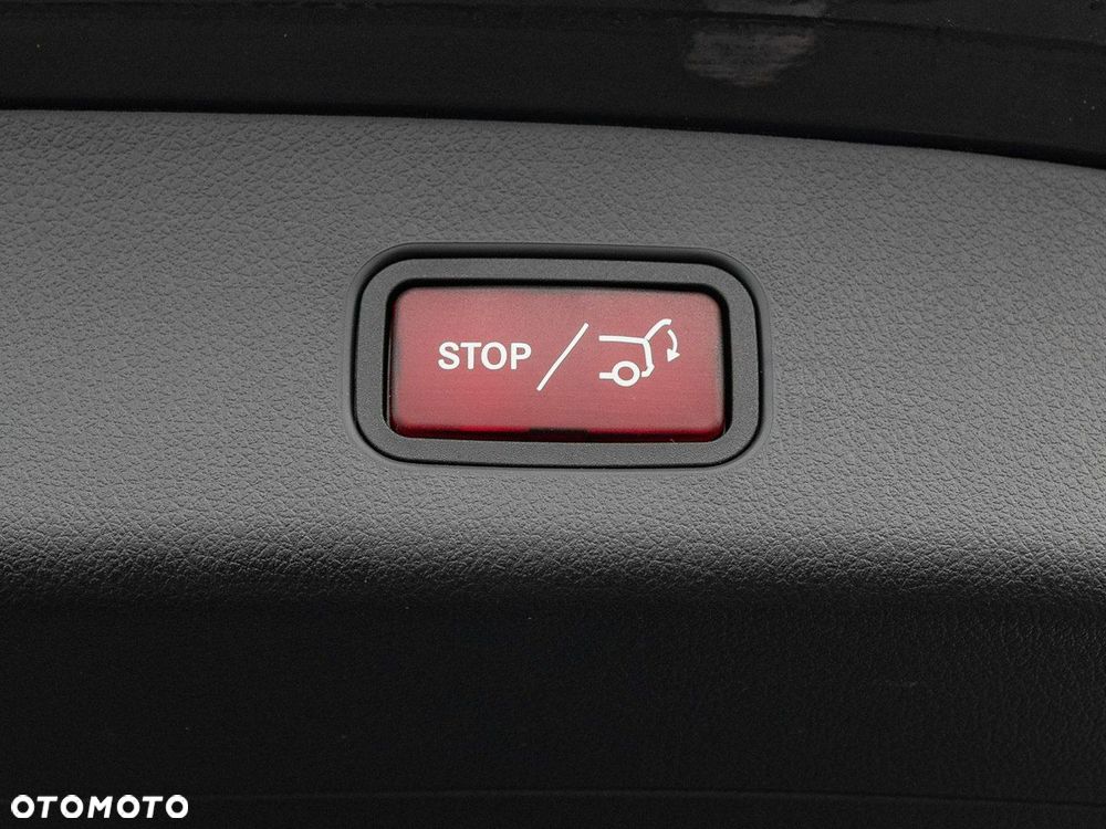 Mercedes-Benz GLC - 23