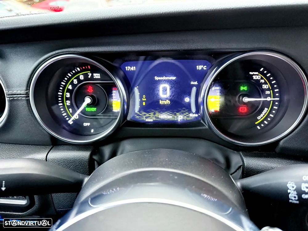 Jeep Wrangler Unlimited - 15