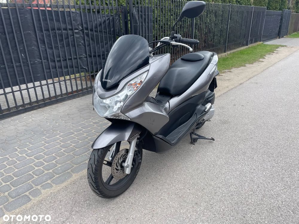 Honda PCX - 1