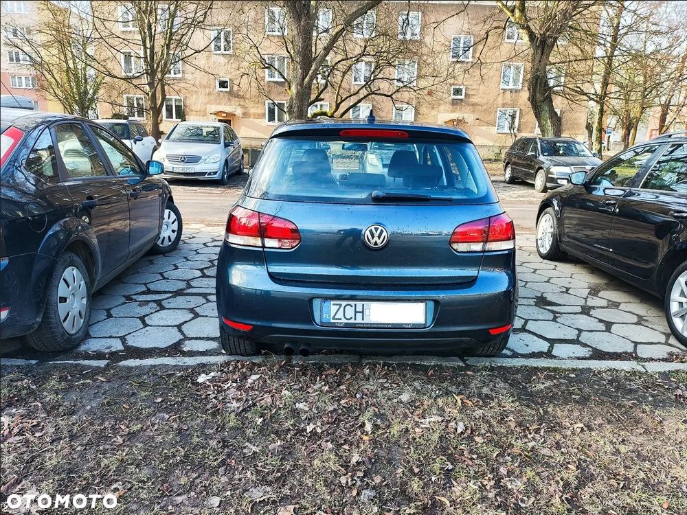 Volkswagen Golf 2.0 TDI DPF Highline - 5