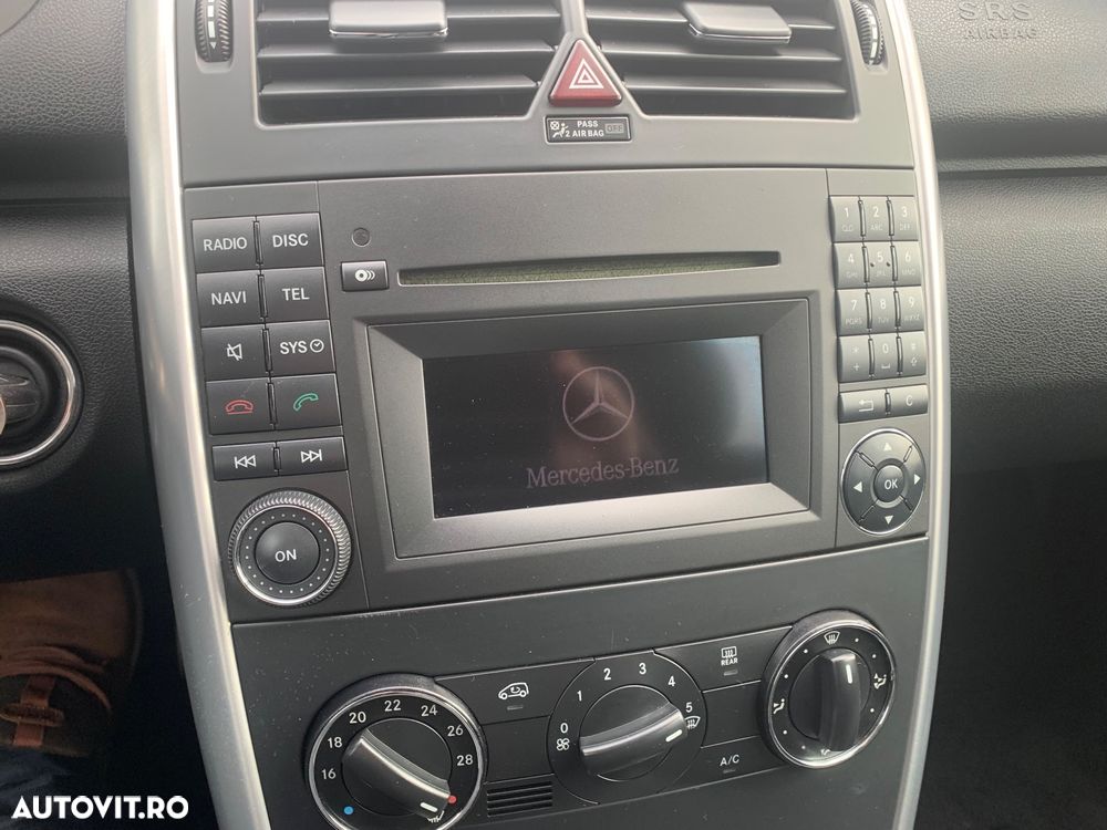 Mercedes-Benz A 180 - 6