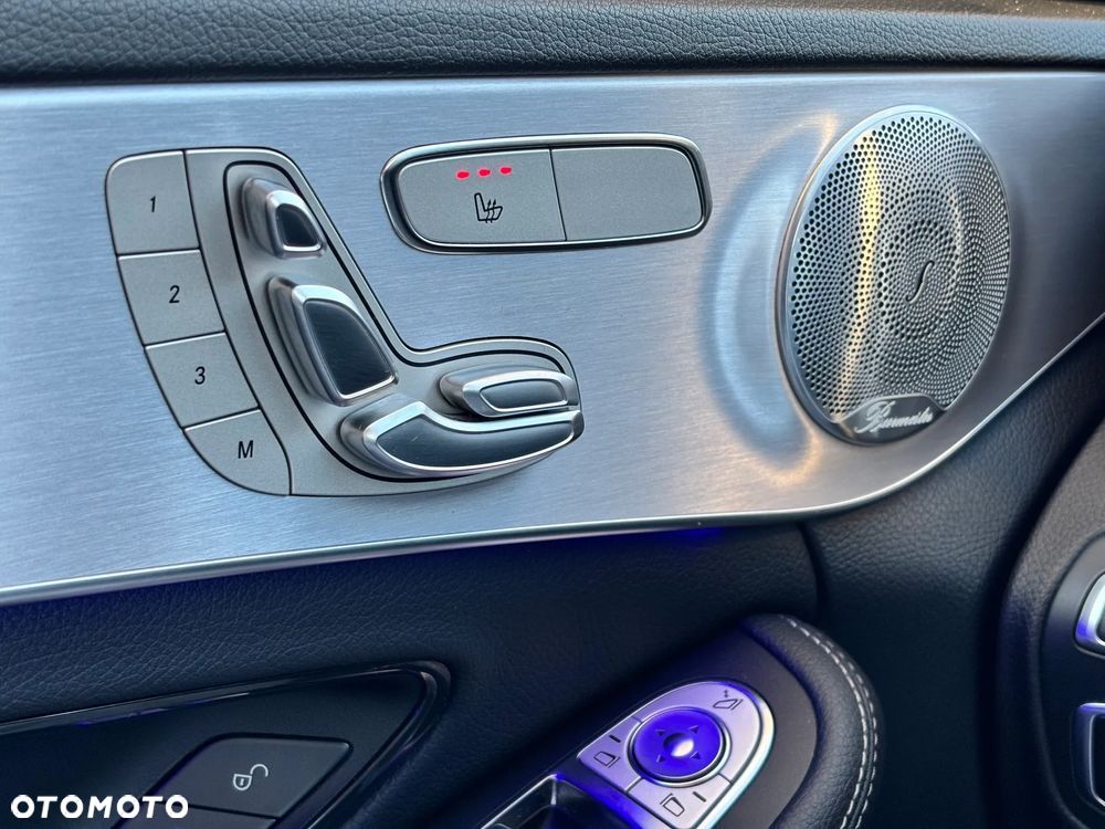 Mercedes-Benz Klasa C 300 e T 9G-TRONIC Avantgarde - 15