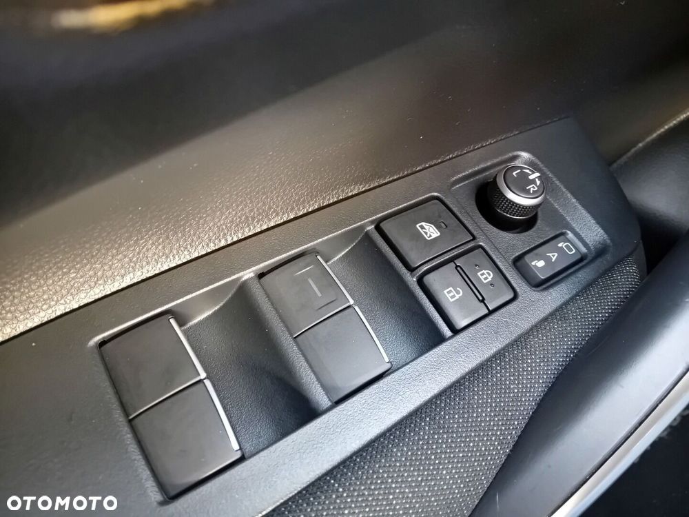 Toyota Corolla 1.8 Hybrid Comfort - 19