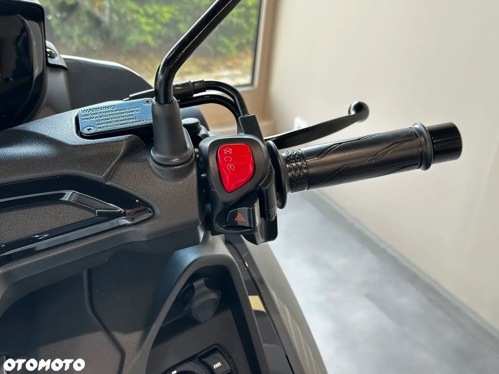 Yamaha Tricity - 8