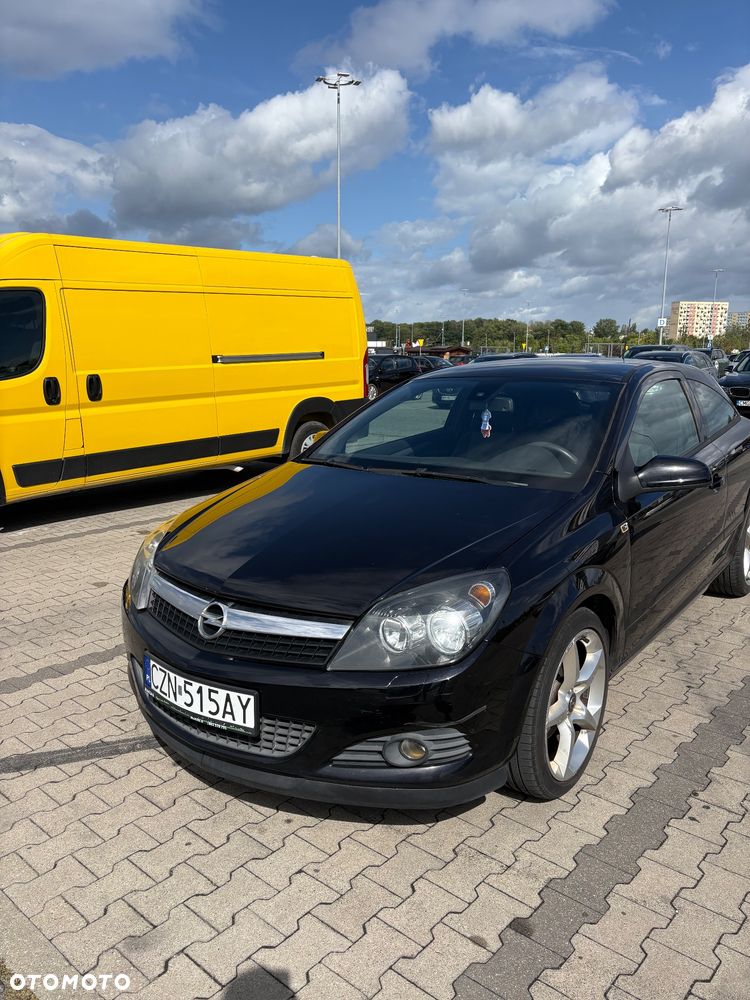 Opel Astra 1.8 Sport - 1